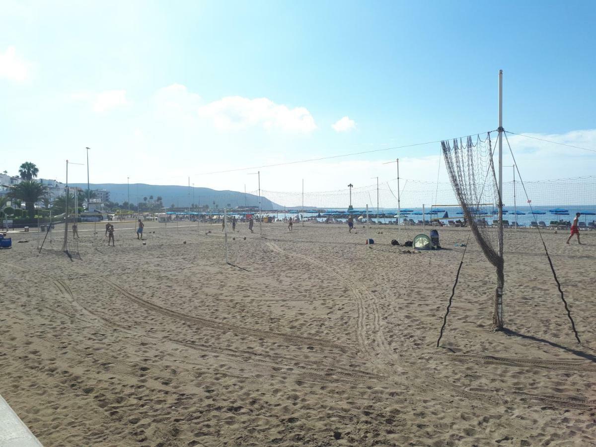 Playa De Las Vistas Arona  Exterior photo